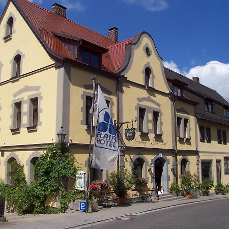 Hotel-Gasthof Die Post Brennerei Frankenhoehe シュリングスフュルスト エクステリア 写真