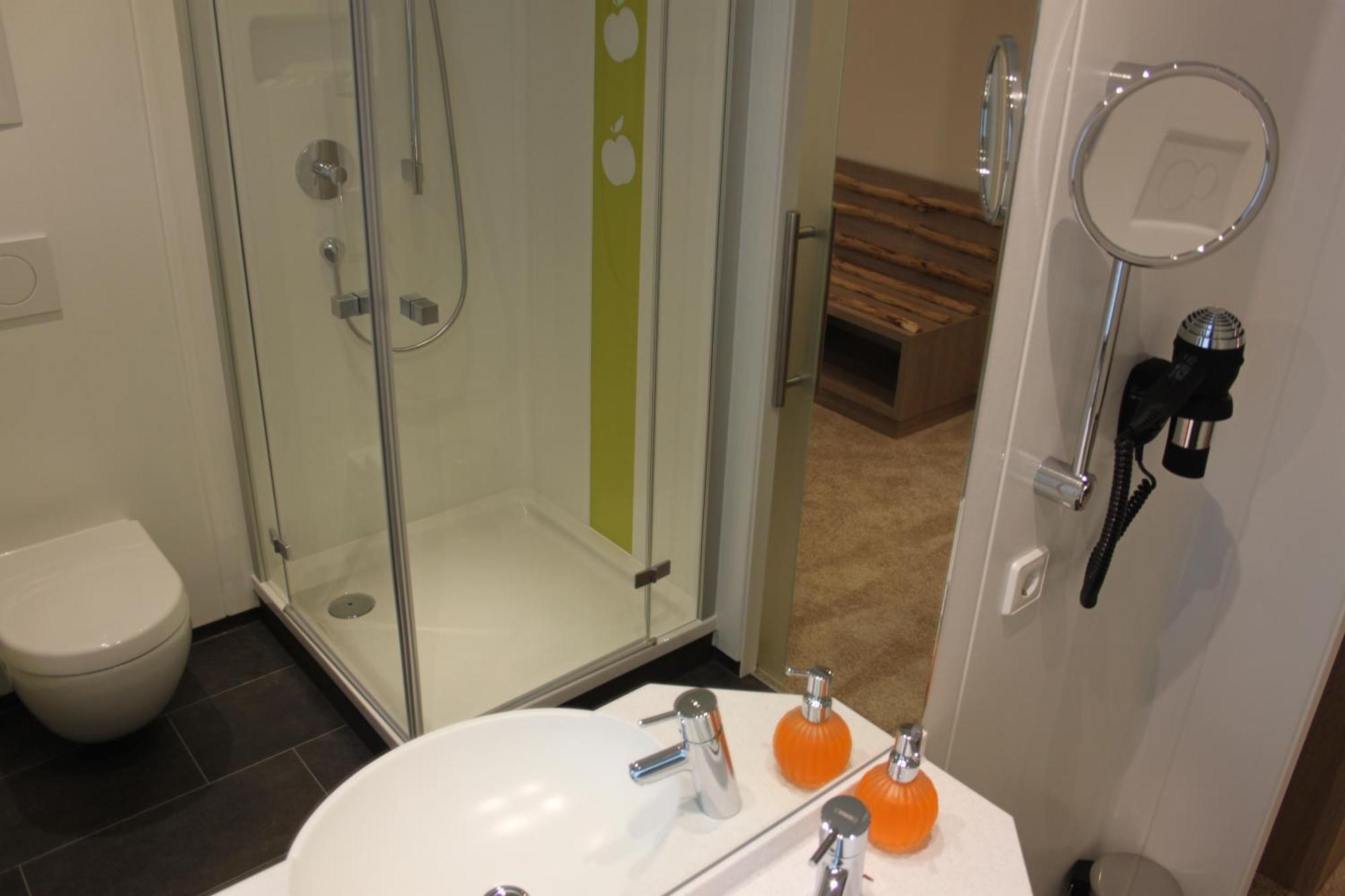Hotel-Gasthof Die Post Brennerei Frankenhoehe シュリングスフュルスト 部屋 写真