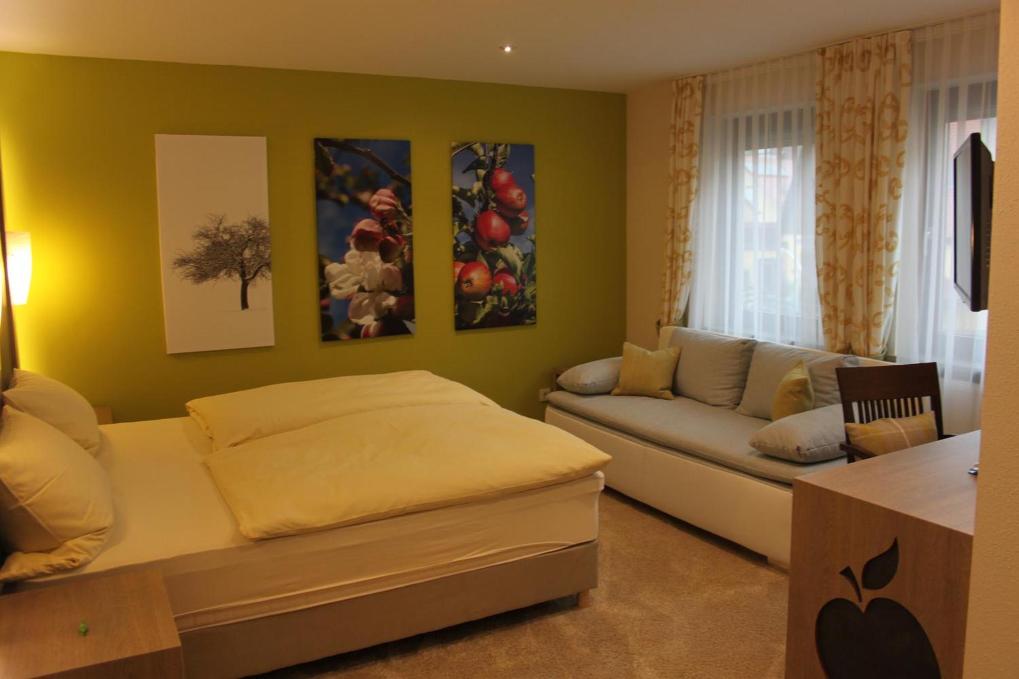 Hotel-Gasthof Die Post Brennerei Frankenhoehe シュリングスフュルスト 部屋 写真